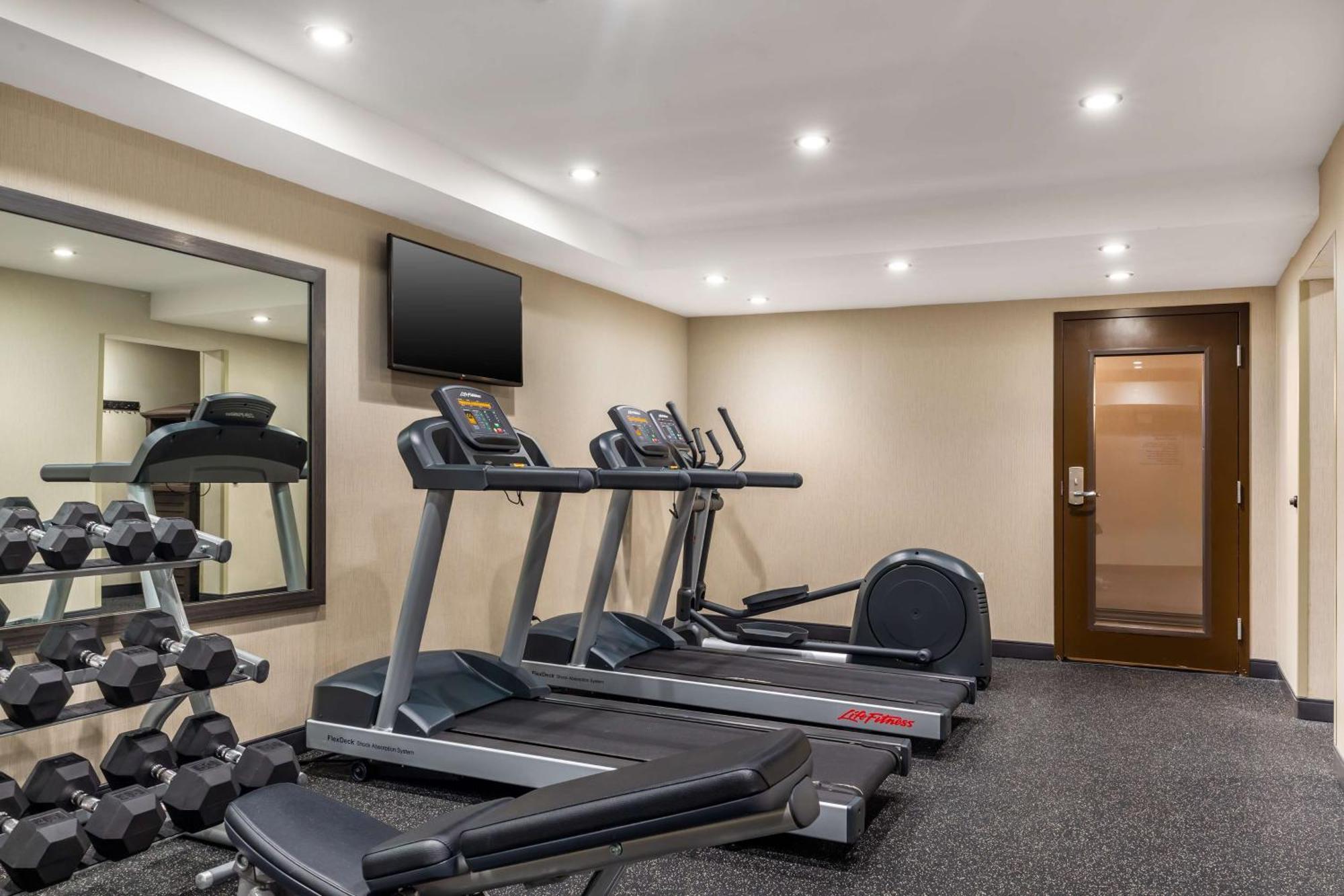 Best Western Braintree Inn Экстерьер фото